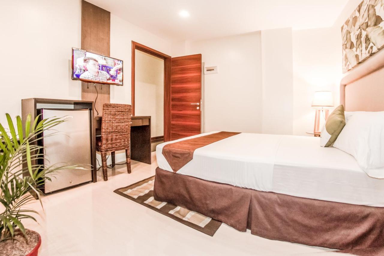 Verovino Suites Cebu Exterior foto