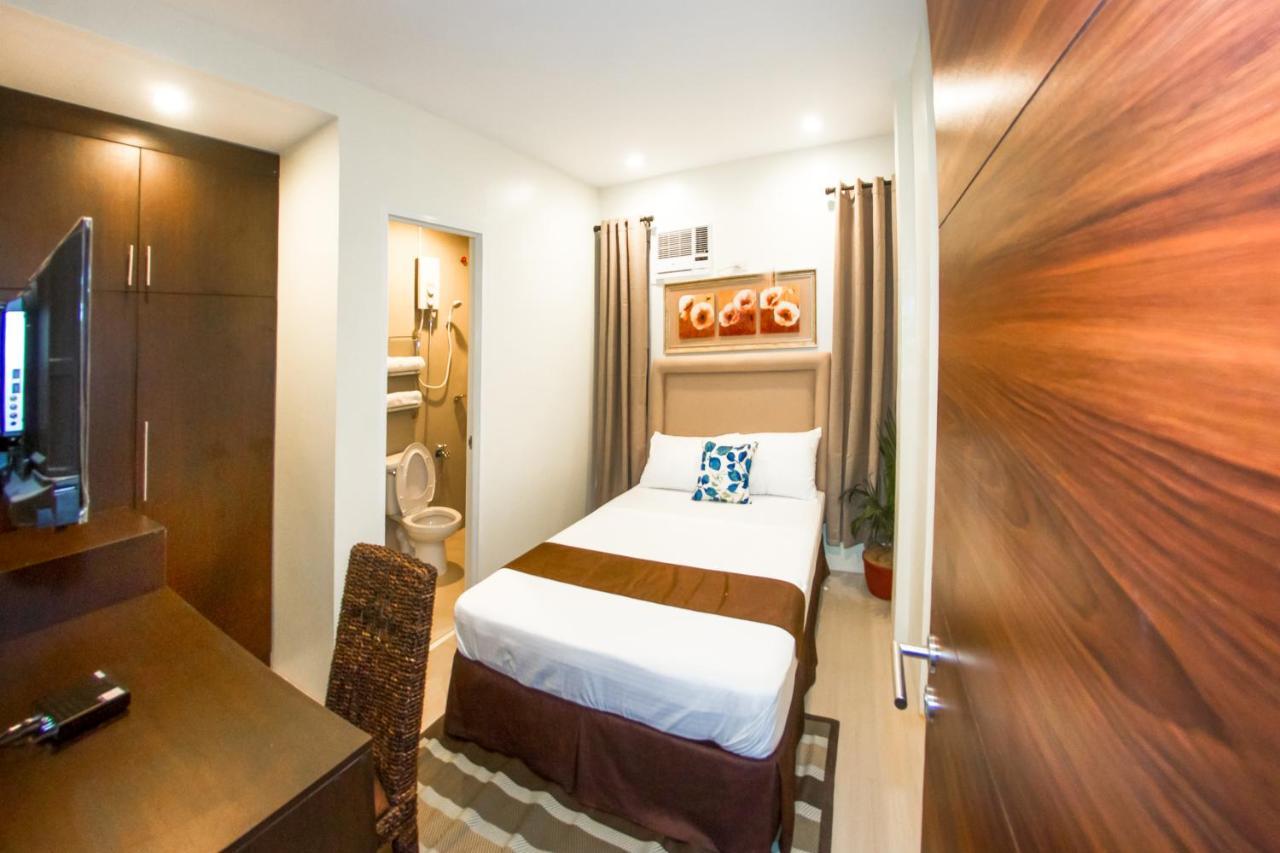 Verovino Suites Cebu Exterior foto